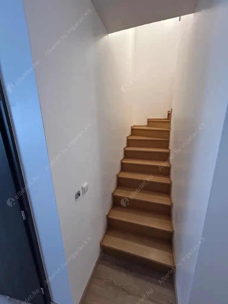 Kiadó albérlet 430000 Ft/hó áron: Budapest, VII. kerület  Péterfy Sándor utca. Mérete: 78 nm, 2 szobás | Alberlet.hu - 6580561