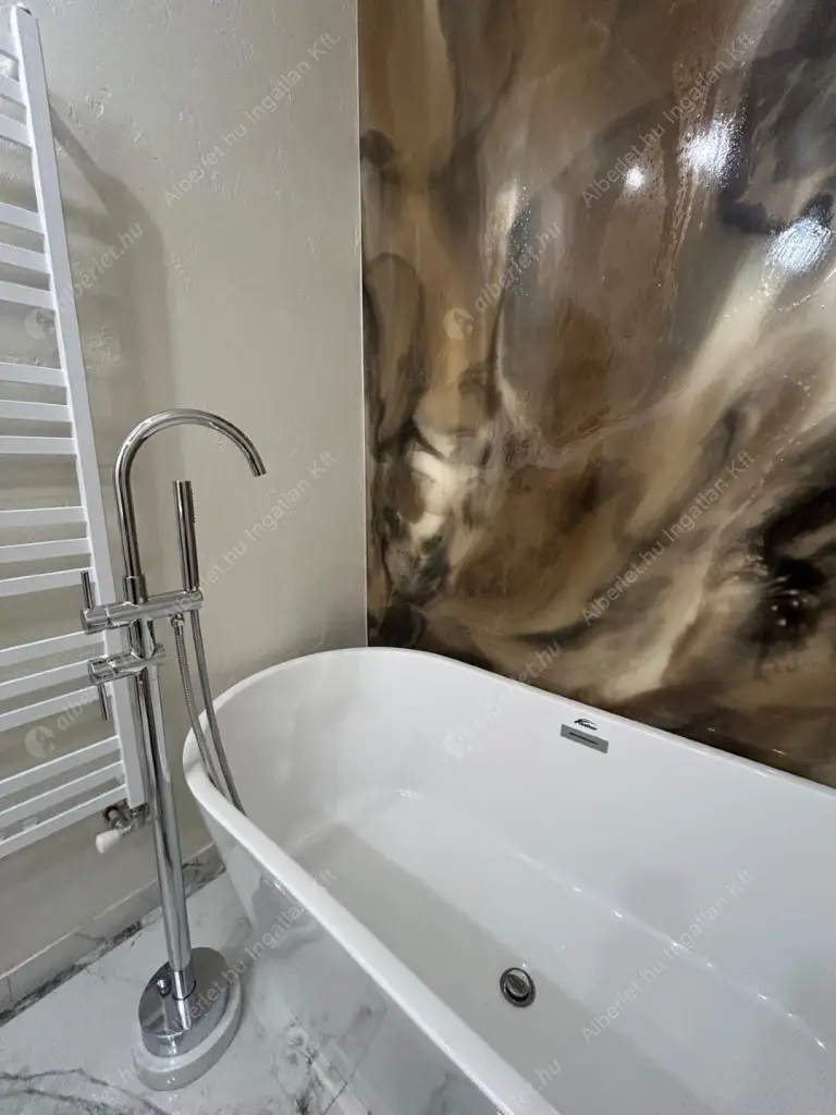 Kiadó albérlet 430000 Ft/hó áron: Budapest, VII. kerület  Péterfy Sándor utca. Mérete: 78 nm, 2 szobás | Alberlet.hu - 6580573