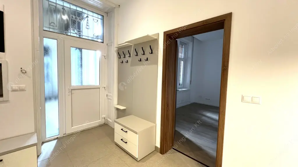 Kiadó albérlet 350000 Ft/hó áron: Budapest, VII. kerület  Péterfy Sándor utca. Mérete: 88 nm, 3 szobás | Alberlet.hu - 6561956