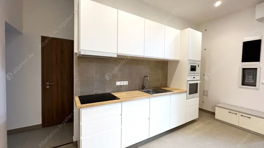 Kiadó albérlet 350000 Ft/hó áron: Budapest, VII. kerület  Péterfy Sándor utca. Mérete: 88 nm, 3 szobás | Alberlet.hu - 6561957