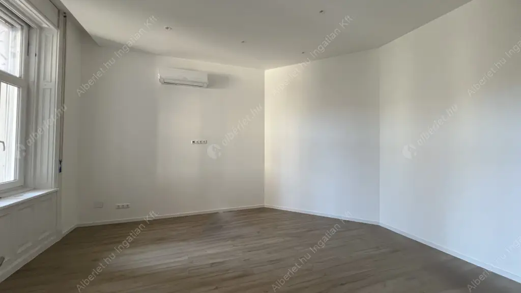 Kiadó albérlet 350000 Ft/hó áron: Budapest, VII. kerület  Péterfy Sándor utca. Mérete: 88 nm, 3 szobás | Alberlet.hu - 6561961