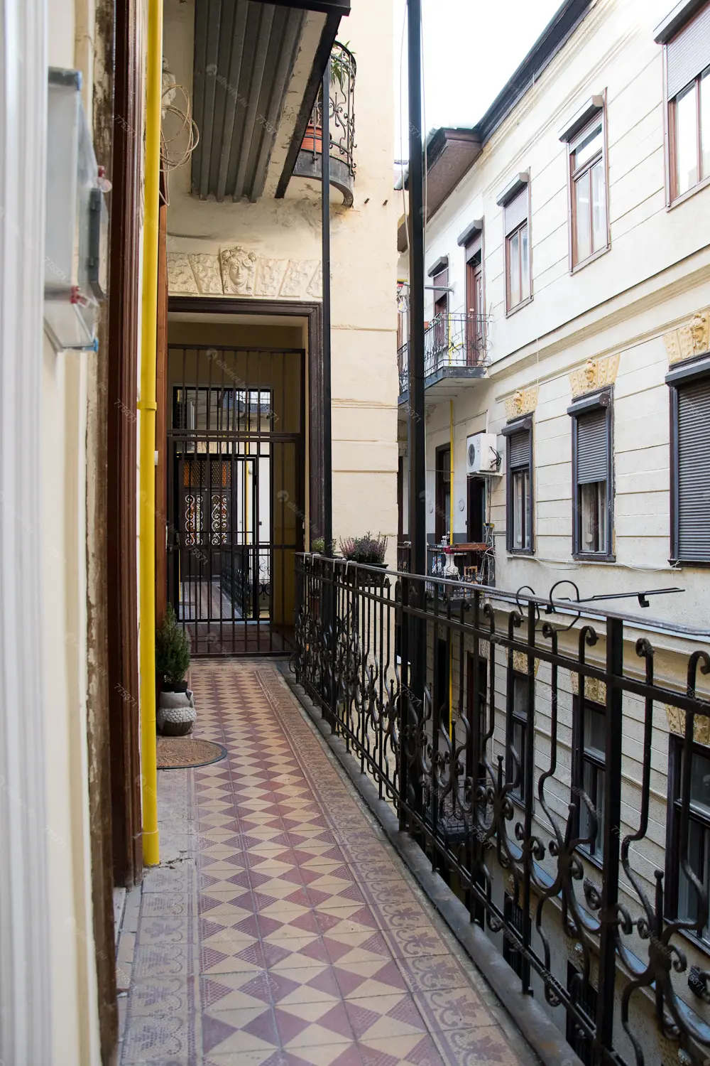 Kiadó albérlet 390000 Ft/hó áron: Budapest, VII. kerület  Péterfy Sándor utca. Mérete: 89 nm, 3 szobás | Alberlet.hu - 6666367