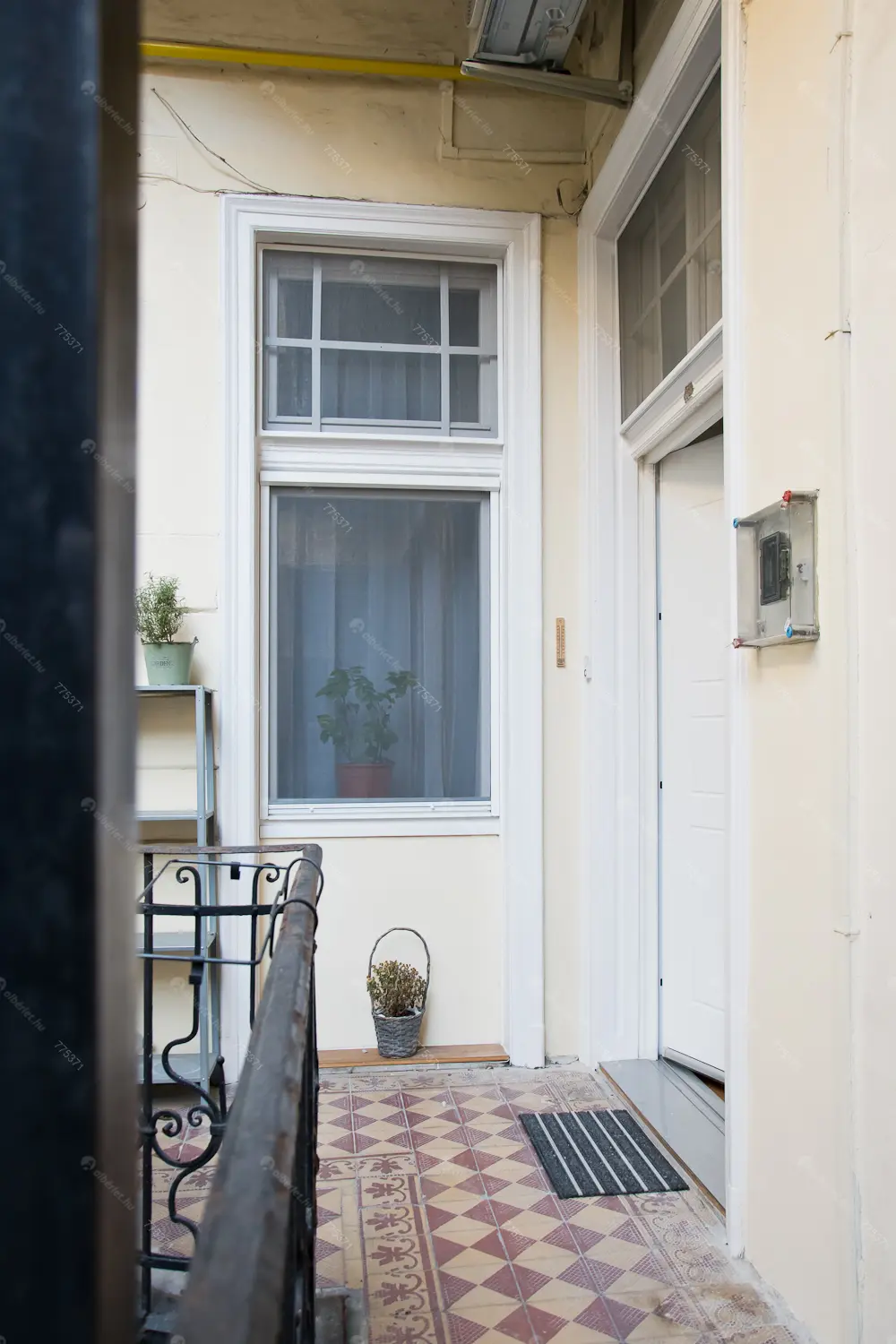 Kiadó albérlet 390000 Ft/hó áron: Budapest, VII. kerület  Péterfy Sándor utca. Mérete: 89 nm, 3 szobás | Alberlet.hu - 6666368