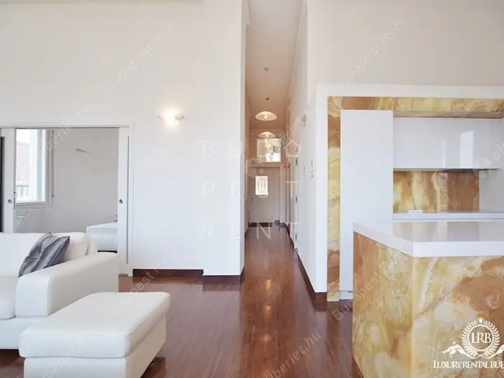 Kiadó albérlet 718000 Ft/hó áron: Budapest, VII. kerület  Rákóczi út. Mérete: 100 nm, 2 szobás | Alberlet.hu - 5939741