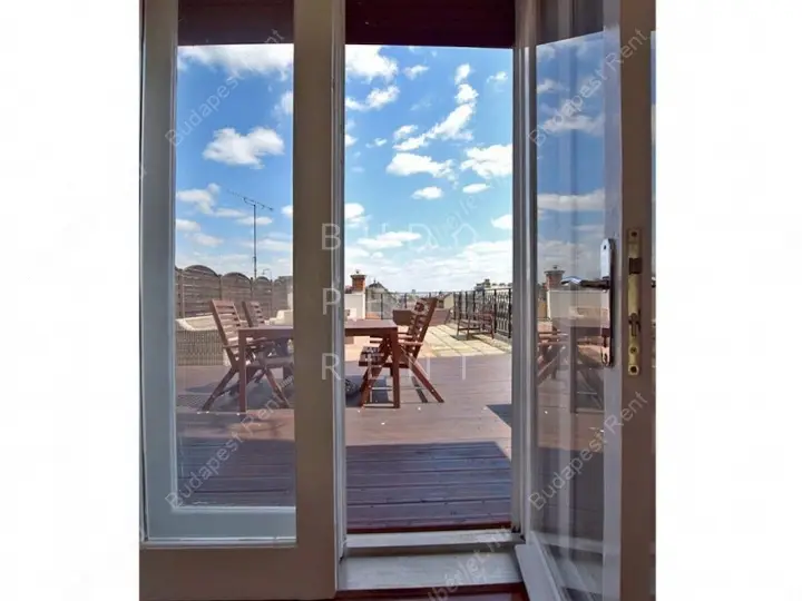 Kiadó albérlet 718000 Ft/hó áron: Budapest, VII. kerület  Rákóczi út. Mérete: 100 nm, 2 szobás | Alberlet.hu - 5939754