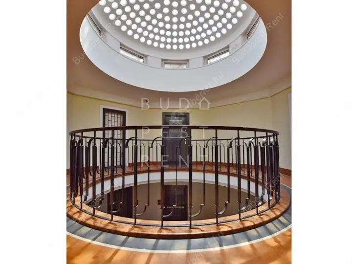 Kiadó albérlet 718000 Ft/hó áron: Budapest, VII. kerület  Rákóczi út. Mérete: 100 nm, 2 szobás | Alberlet.hu - 5939755