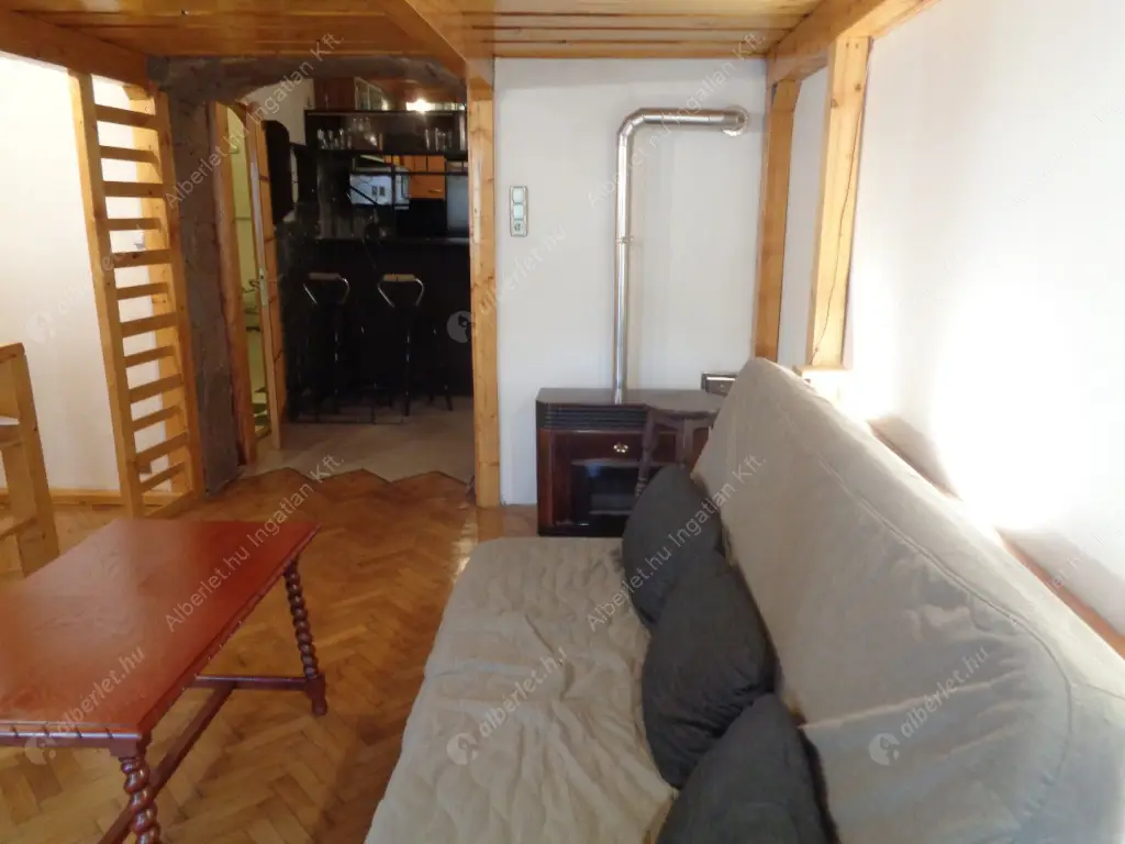 Kiadó albérlet 198000 Ft/hó áron: Budapest, VII. kerület  Rákóczi út. Mérete: 38 nm, 1 szobás | Alberlet.hu - 6591399