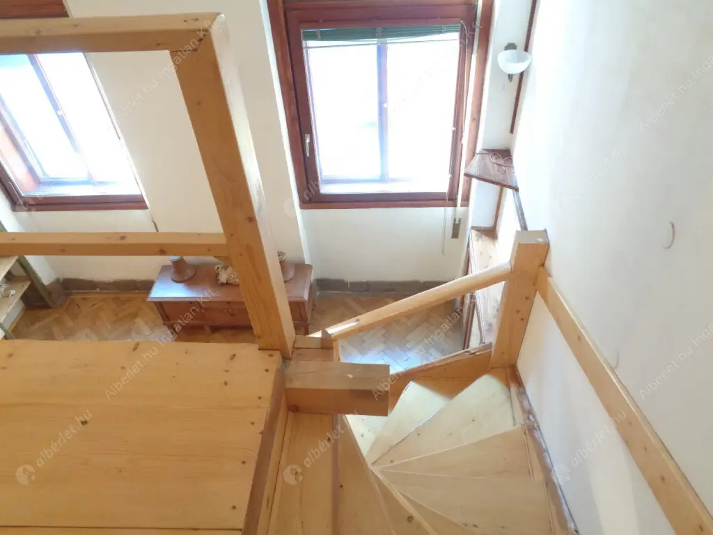 Kiadó albérlet 198000 Ft/hó áron: Budapest, VII. kerület  Rákóczi út. Mérete: 38 nm, 1 szobás | Alberlet.hu - 6591400