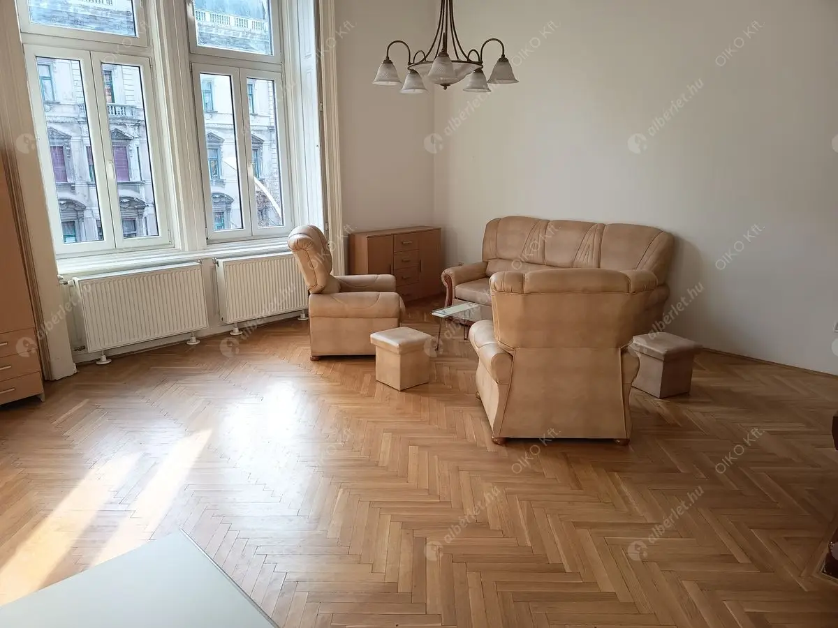 Kiadó albérlet 265000 Ft/hó áron: Budapest, VII. kerület  Rákóczi út. Mérete: 53 nm, 2 szobás | Alberlet.hu - 6599035