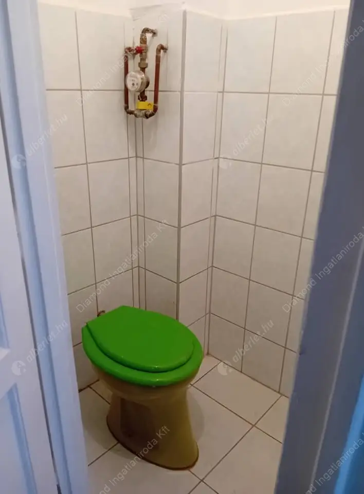 Kiadó albérlet 250000 Ft/hó áron: Budapest, VII. kerület  Rákóczi út. Mérete: 65 nm, 2 szobás | Alberlet.hu - 6545168