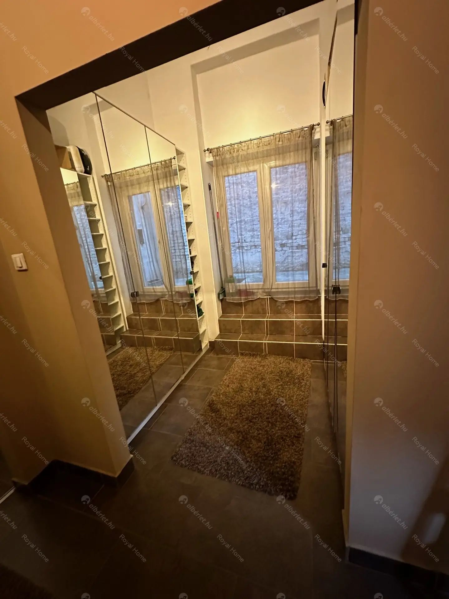 Kiadó albérlet 330000 Ft/hó áron: Budapest, VII. kerület  Rákóczi út. Mérete: 72 nm, 3 szobás | Alberlet.hu - 6172592