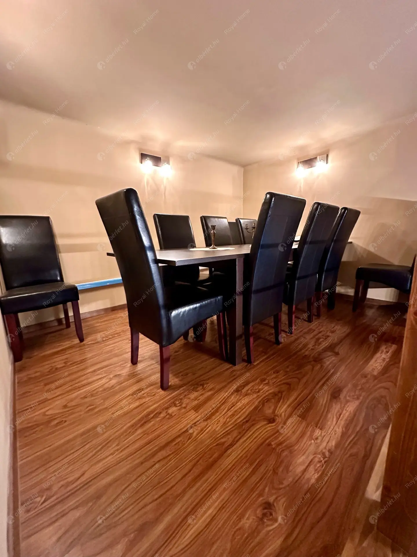 Kiadó albérlet 330000 Ft/hó áron: Budapest, VII. kerület  Rákóczi út. Mérete: 72 nm, 3 szobás | Alberlet.hu - 6172595