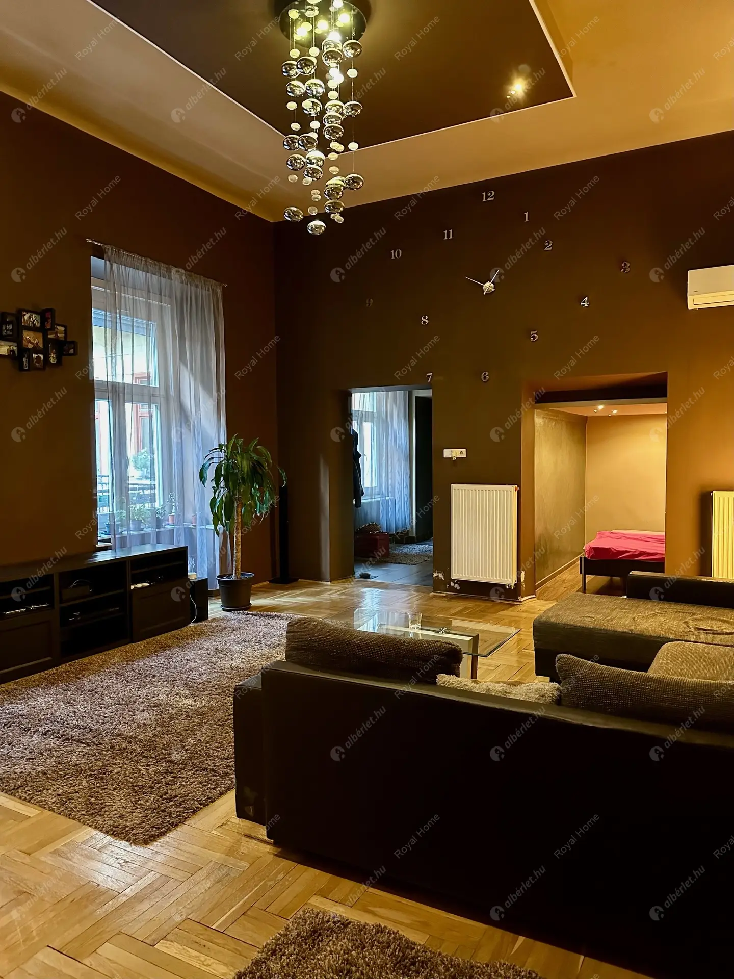 Kiadó albérlet 330000 Ft/hó áron: Budapest, VII. kerület  Rákóczi út. Mérete: 72 nm, 3 szobás | Alberlet.hu - 6172605