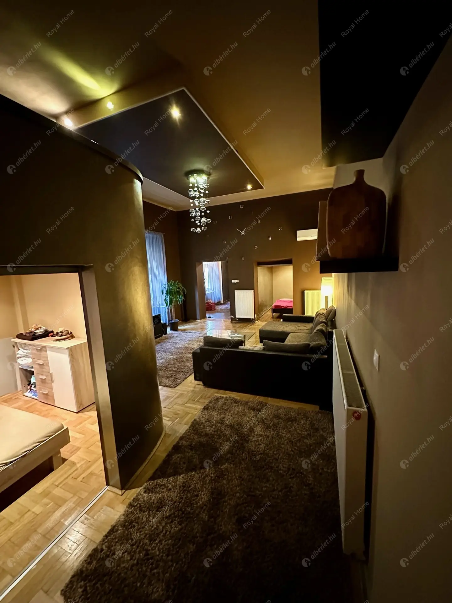 Kiadó albérlet 330000 Ft/hó áron: Budapest, VII. kerület  Rákóczi út. Mérete: 72 nm, 3 szobás | Alberlet.hu - 6172606