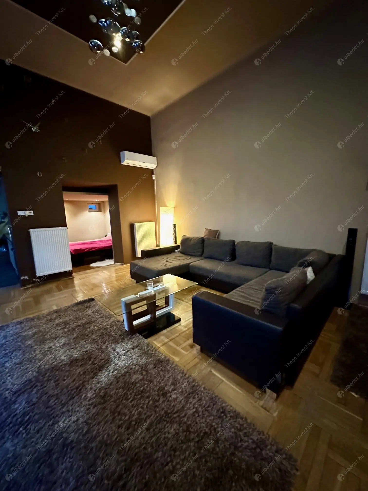 Kiadó albérlet 330000 Ft/hó áron: Budapest, VII. kerület  Rákóczi út. Mérete: 73 nm, 3 szobás | Alberlet.hu - 6583573