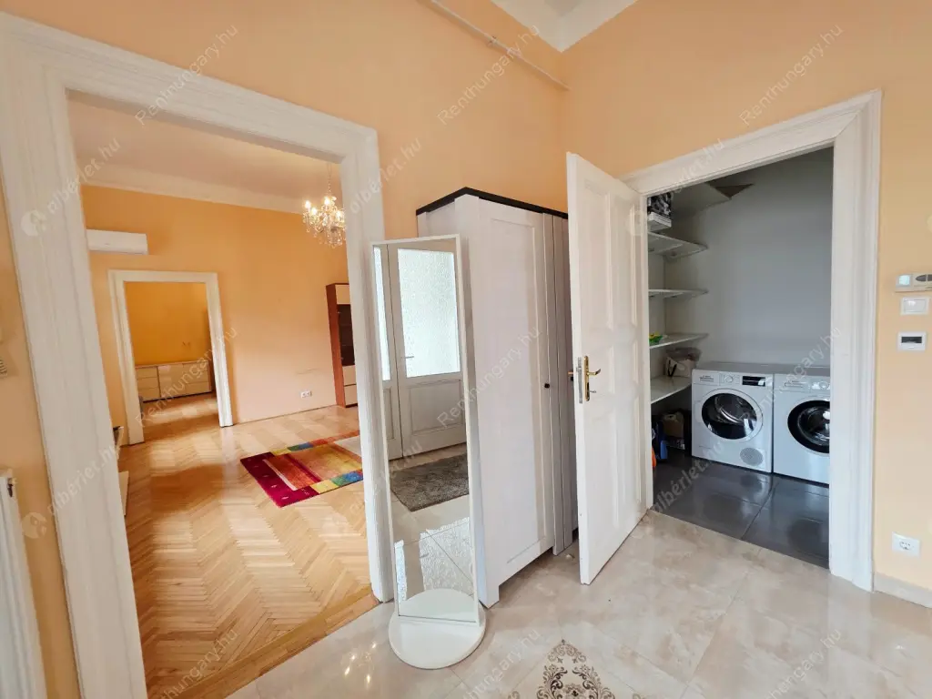 Kiadó albérlet 320000 Ft/hó áron: Budapest, VII. kerület  Rákóczi út. Mérete: 86 nm, 2 szobás | Alberlet.hu - 6585431