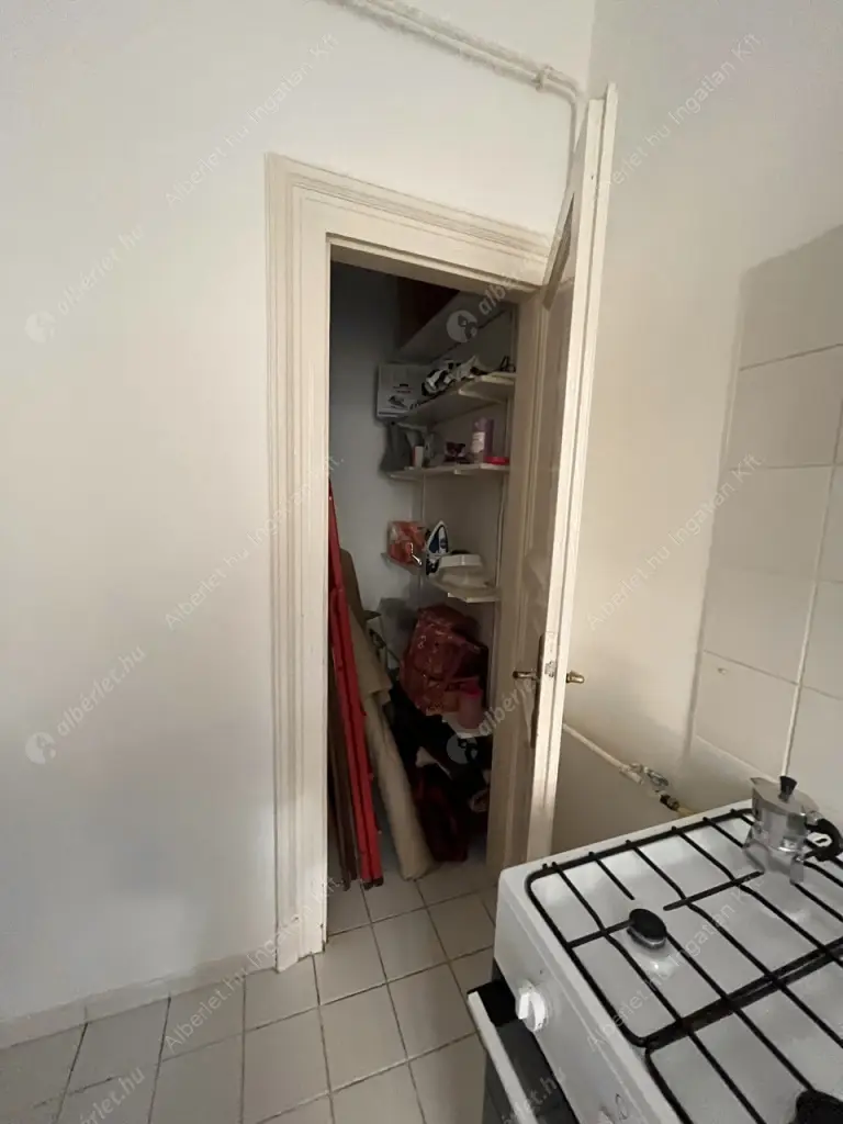 Kiadó albérlet 269000 Ft/hó áron: Budapest, VII. kerület  Rejtő Jenő utca. Mérete: 70 nm, 2 szobás | Alberlet.hu - 6605358