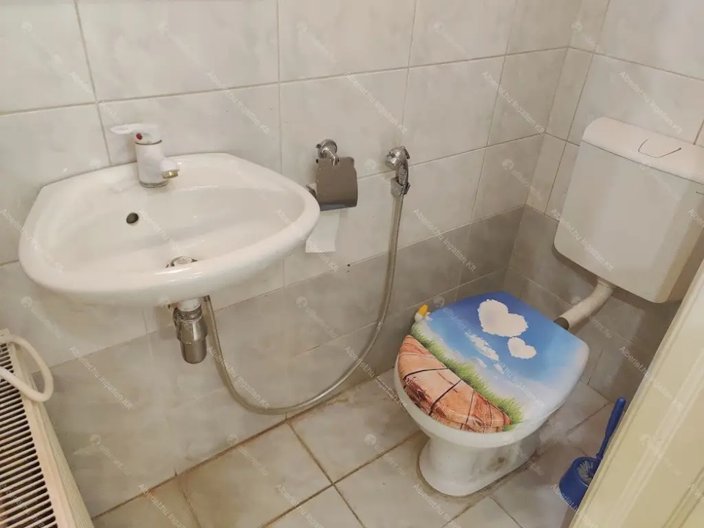 Kiadó albérlet 418000 Ft/hó áron: Budapest, VII. kerület  Rottenbiller utca. Mérete: 134 nm, 4 szobás | Alberlet.hu - 6820270