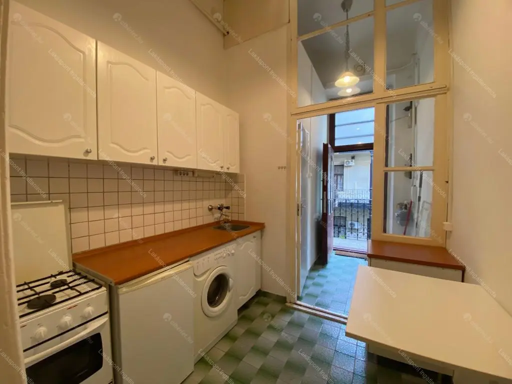 Kiadó albérlet 170000 Ft/hó áron: Budapest, VII. kerület  Rottenbiller utca. Mérete: 27 nm, 1 szobás | Alberlet.hu - 6685437