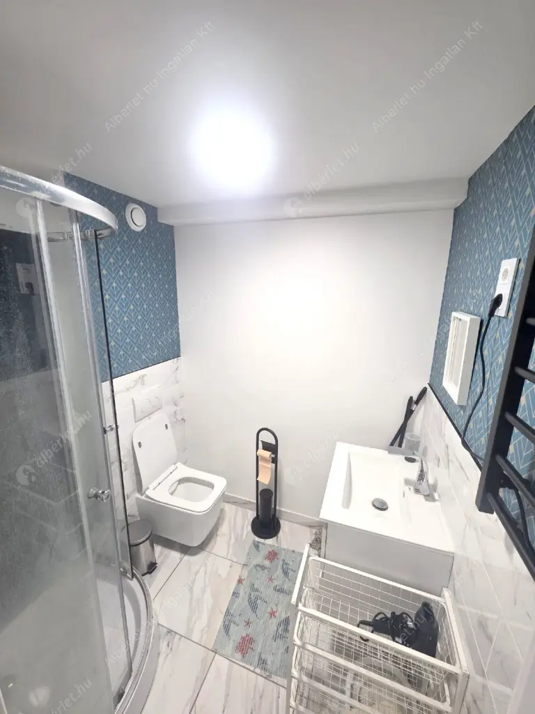 Kiadó albérlet 220000 Ft/hó áron: Budapest, VII. kerület  Rottenbiller utca. Mérete: 35 nm, 1 szobás | Alberlet.hu - 6638379