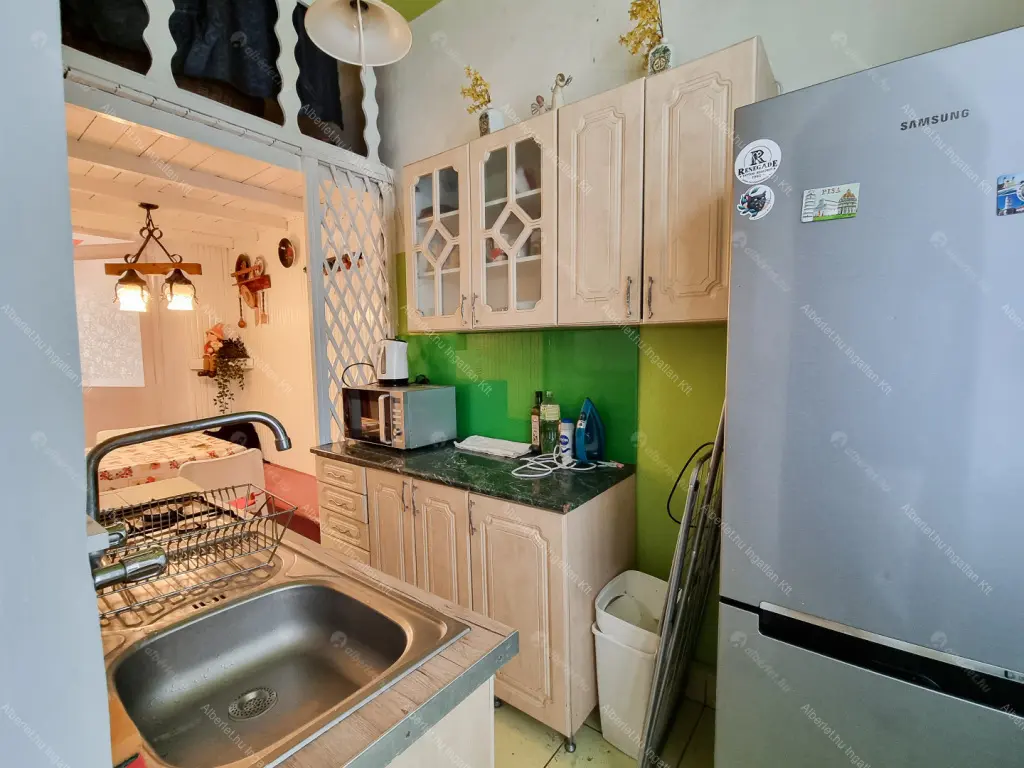 Kiadó albérlet 273000 Ft/hó áron: Budapest, VII. kerület  Rottenbiller utca. Mérete: 61 nm, 2 szobás | Alberlet.hu - 6685552