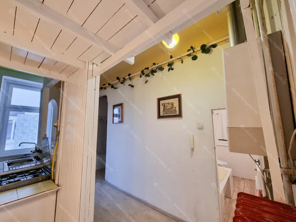 Kiadó albérlet 273000 Ft/hó áron: Budapest, VII. kerület  Rottenbiller utca. Mérete: 61 nm, 2 szobás | Alberlet.hu - 6685561