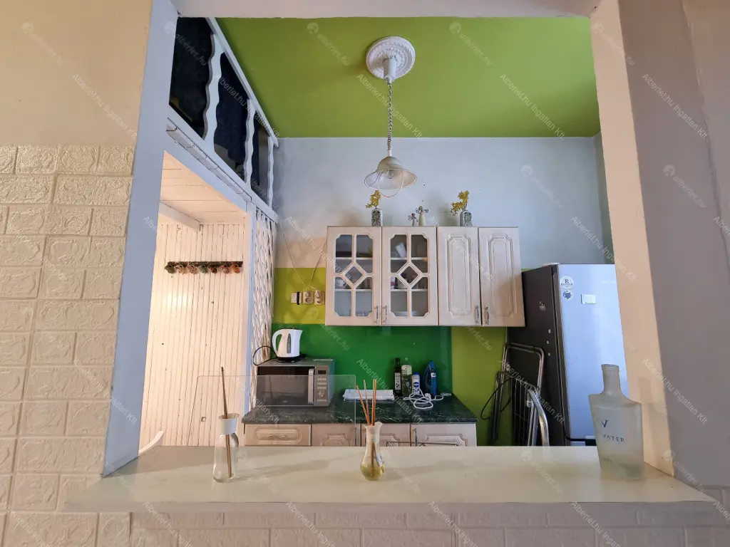 Kiadó albérlet 280000 Ft/hó áron: Budapest, VII. kerület  Rottenbiller utca. Mérete: 61 nm, 2 szobás | Alberlet.hu - 6696664