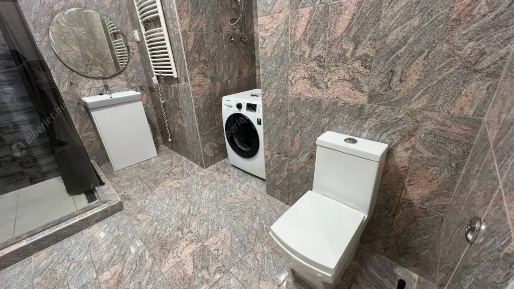 Kiadó albérlet 450000 Ft/hó áron: Budapest, VII. kerület  Rottenbiller utca. Mérete: 87 nm, 3 szobás | Alberlet.hu - 6538501