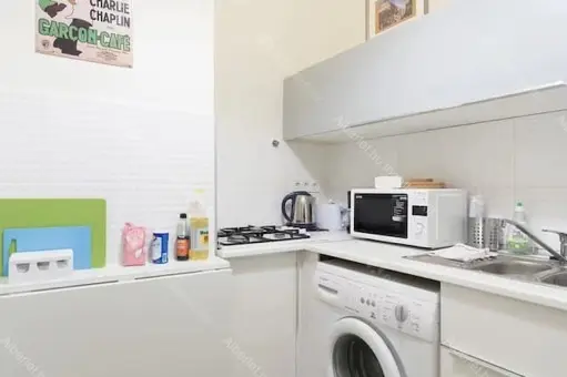 Kiadó albérlet 200000 Ft/hó áron: Budapest, VII. kerület  Rózsa utca. Mérete: 31 nm, 1 szobás | Alberlet.hu - 6538896