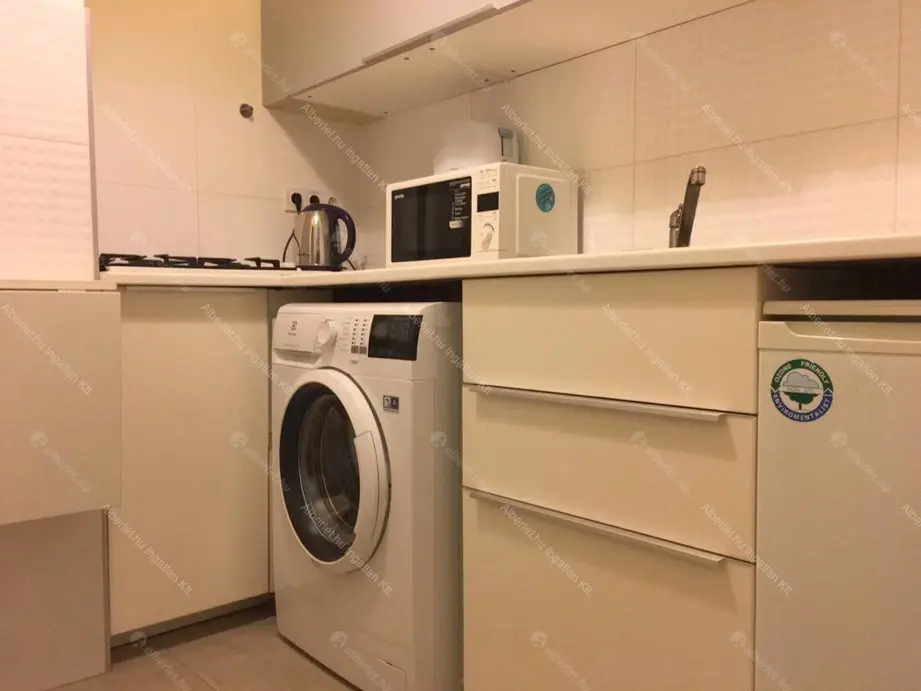 Kiadó albérlet 200000 Ft/hó áron: Budapest, VII. kerület  Rózsa utca. Mérete: 31 nm, 1 szobás | Alberlet.hu - 6538904