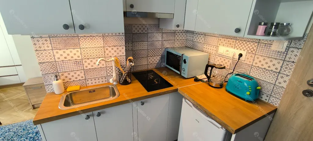 Kiadó albérlet 250000 Ft/hó áron: Budapest, VII. kerület  Rumbach Sebestyén utca. Mérete: 21 nm, 1 szobás | Alberlet.hu - 6695058