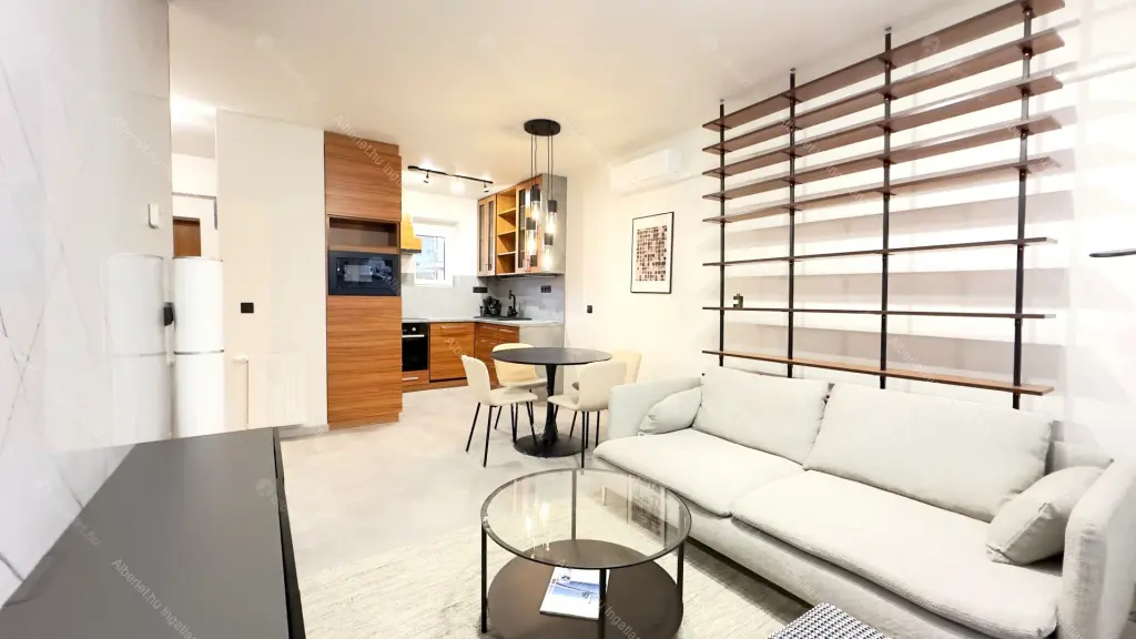 Kiadó albérlet 335000 Ft/hó áron: Budapest, VII. kerület  Százház utca. Mérete: 52 nm, 2 szobás | Alberlet.hu - 6651036