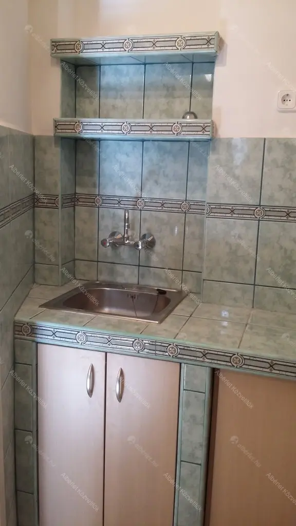 Kiadó albérlet 175000 Ft/hó áron: Budapest, VII. kerület  Szinva utca. Mérete: 80 nm, 2 szobás | Alberlet.hu - 3120033