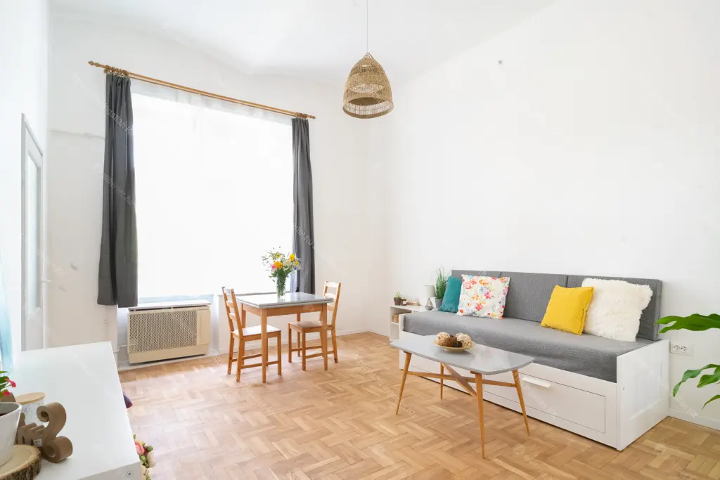 Kiadó albérlet 195000 Ft/hó áron: Budapest, VII. kerület  Szövetség utca. Mérete: 30 nm, 1 szobás | Alberlet.hu - 6655822