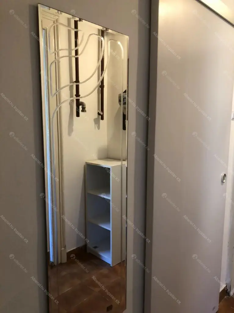 Kiadó albérlet 210000 Ft/hó áron: Budapest, VII. kerület  Szövetség utca. Mérete: 30 nm, 1 szobás | Alberlet.hu - 6687191