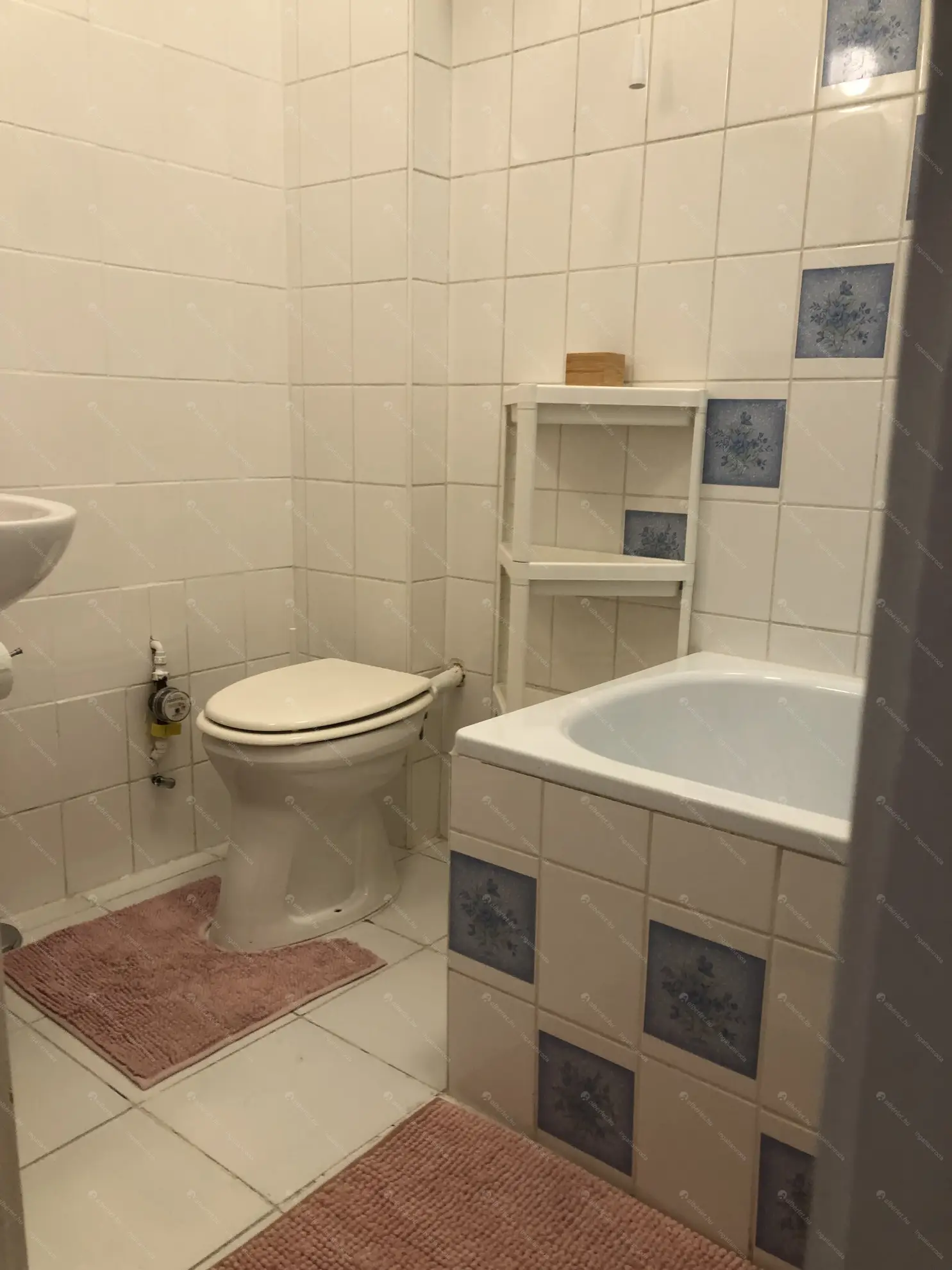 Kiadó albérlet 215000 Ft/hó áron: Budapest, VII. kerület  Szövetség utca. Mérete: 36 nm, 1 szobás | Alberlet.hu - 6553489