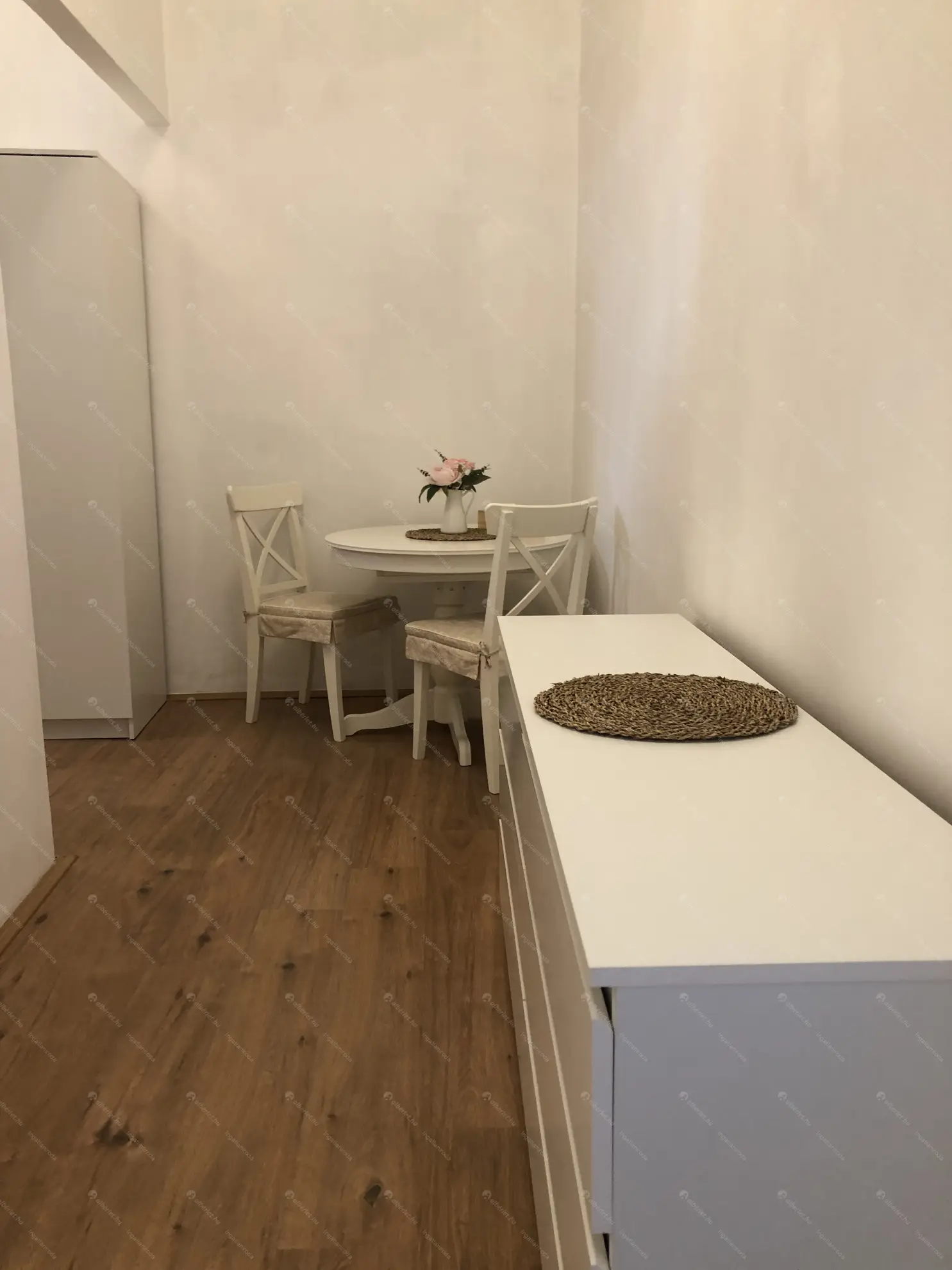 Kiadó albérlet 215000 Ft/hó áron: Budapest, VII. kerület  Szövetség utca. Mérete: 36 nm, 1 szobás | Alberlet.hu - 6553491