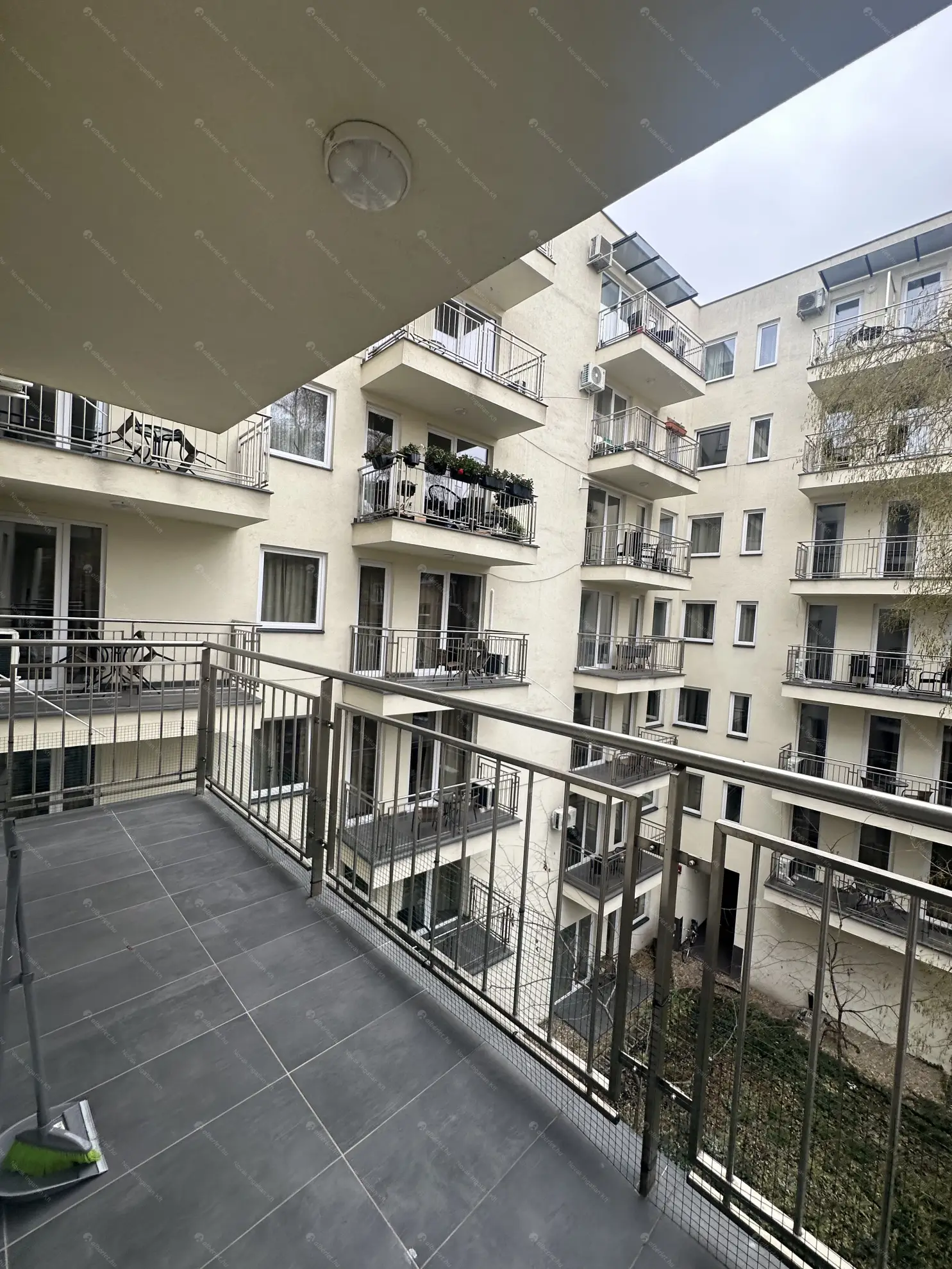 Kiadó albérlet 350000 Ft/hó áron: Budapest, VII. kerület  Szövetség utca. Mérete: 50 nm, 2 szobás | Alberlet.hu - 6620713