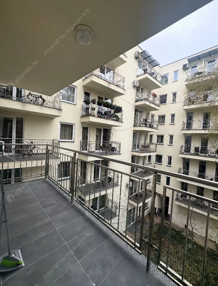 Kiadó albérlet 350000 Ft/hó áron: Budapest, VII. kerület  Szövetség utca. Mérete: 50 nm, 2 szobás | Alberlet.hu - 6628470