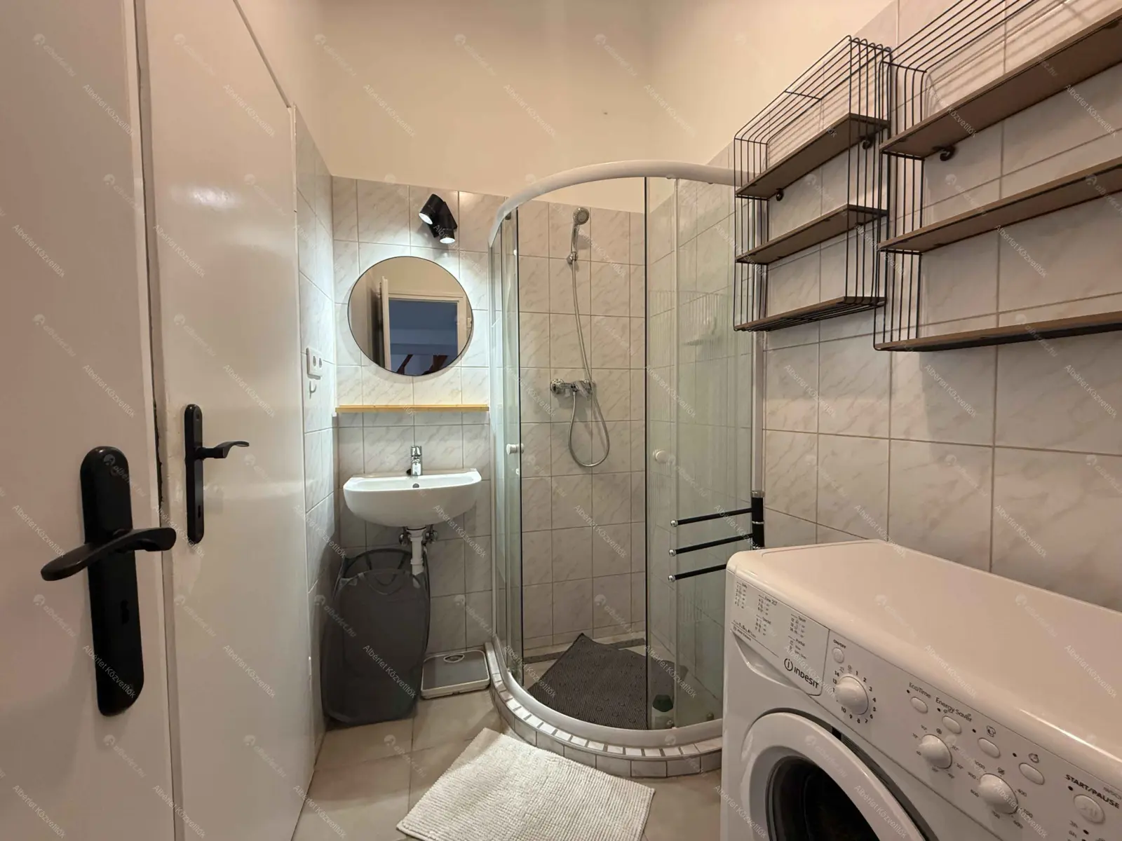 Kiadó albérlet 175000 Ft/hó áron: Budapest, VII. kerület  Thököly út. Mérete: 28 nm, 1 szobás | Alberlet.hu - 6683809