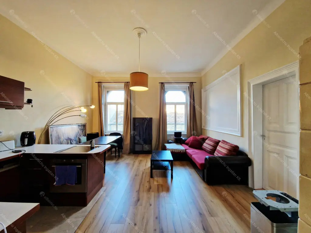 Kiadó albérlet 270000 Ft/hó áron: Budapest, VII. kerület  Thököly út. Mérete: 60 nm, 1 szobás | Alberlet.hu - 6649977