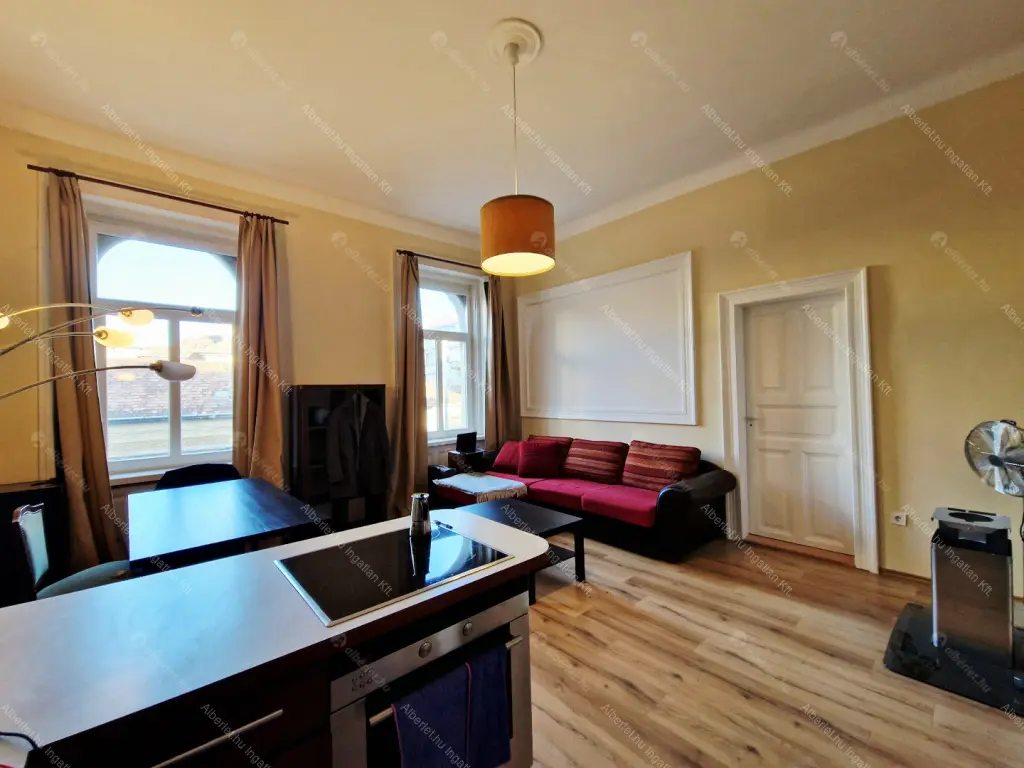 Kiadó albérlet 270000 Ft/hó áron: Budapest, VII. kerület  Thököly út. Mérete: 60 nm, 1 szobás | Alberlet.hu - 6649986