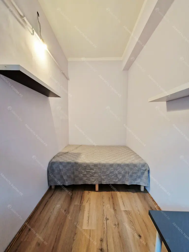 Kiadó albérlet 270000 Ft/hó áron: Budapest, VII. kerület  Thököly út. Mérete: 60 nm, 1 szobás | Alberlet.hu - 6649996