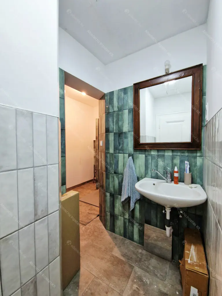 Kiadó albérlet 270000 Ft/hó áron: Budapest, VII. kerület  Thököly út. Mérete: 60 nm, 1 szobás | Alberlet.hu - 6649999