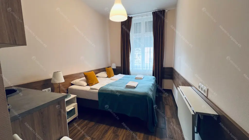 Kiadó albérlet 650000 Ft/hó áron: Budapest, VII. kerület  Thököly út. Mérete: 66 nm, 5 szobás | Alberlet.hu - 6699814