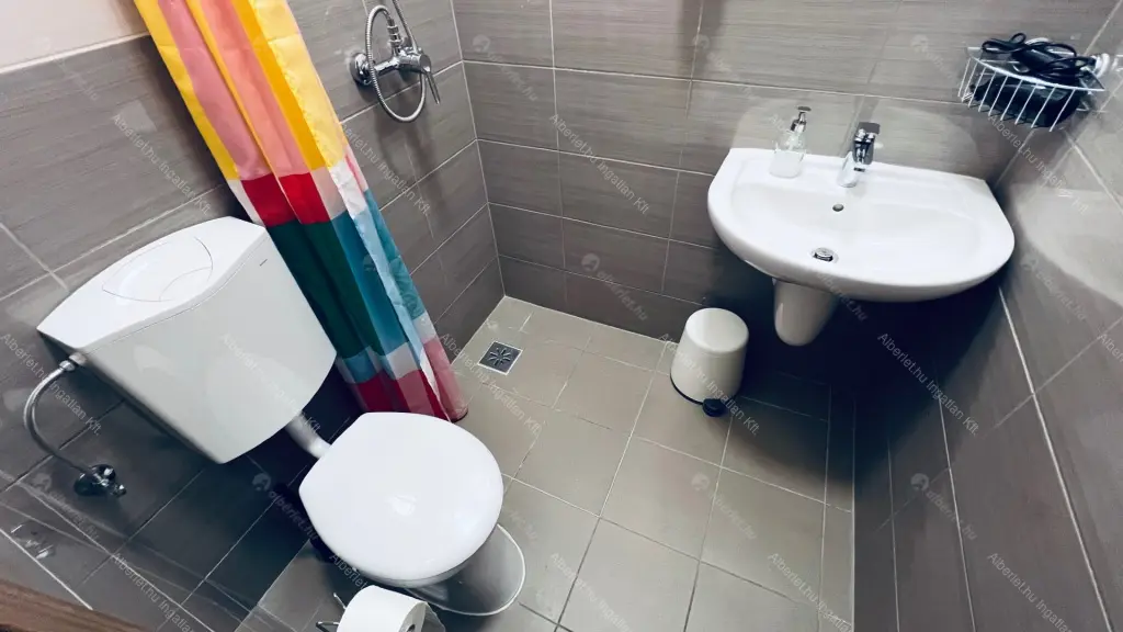 Kiadó albérlet 650000 Ft/hó áron: Budapest, VII. kerület  Thököly út. Mérete: 66 nm, 5 szobás | Alberlet.hu - 6699818