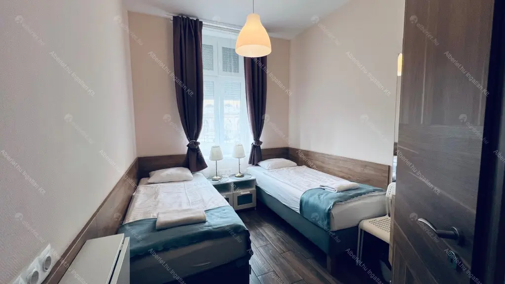 Kiadó albérlet 650000 Ft/hó áron: Budapest, VII. kerület  Thököly út. Mérete: 66 nm, 5 szobás | Alberlet.hu - 6699819