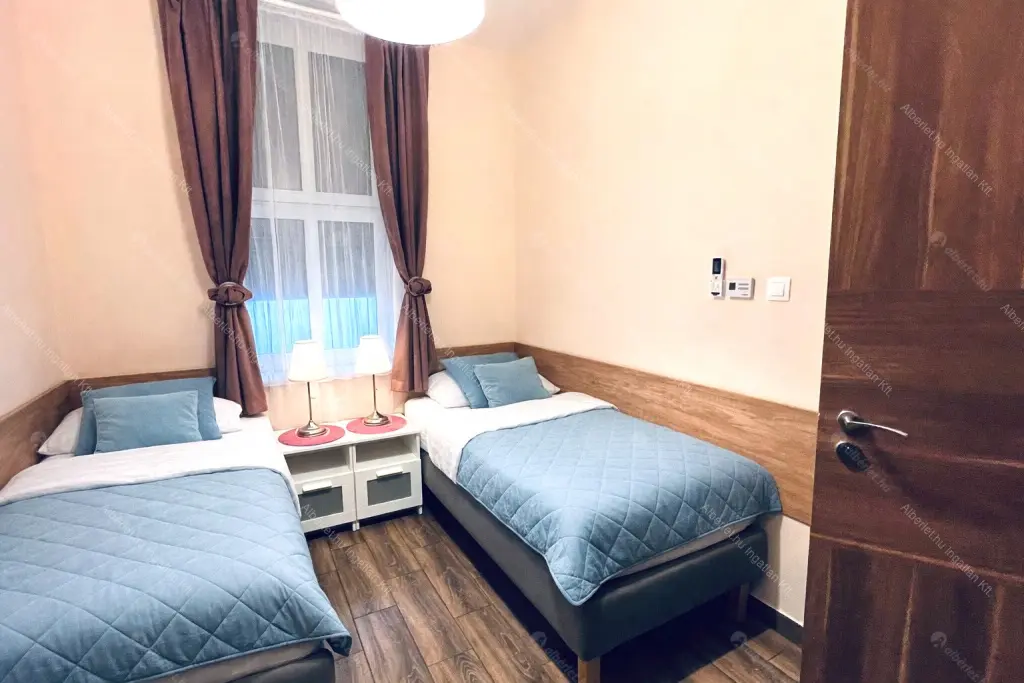 Kiadó albérlet 650000 Ft/hó áron: Budapest, VII. kerület  Thököly út. Mérete: 66 nm, 5 szobás | Alberlet.hu - 6699829