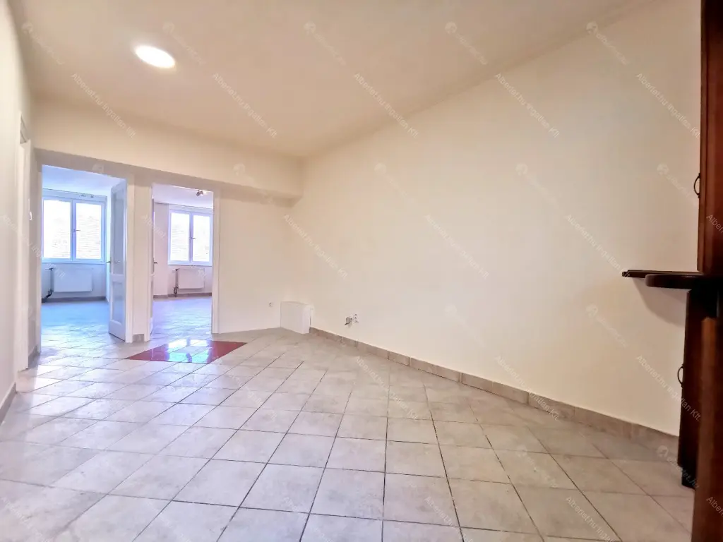 Kiadó albérlet 280000 Ft/hó áron: Budapest, VII. kerület  Thököly út. Mérete: 69 nm, 3 szobás | Alberlet.hu - 6657966