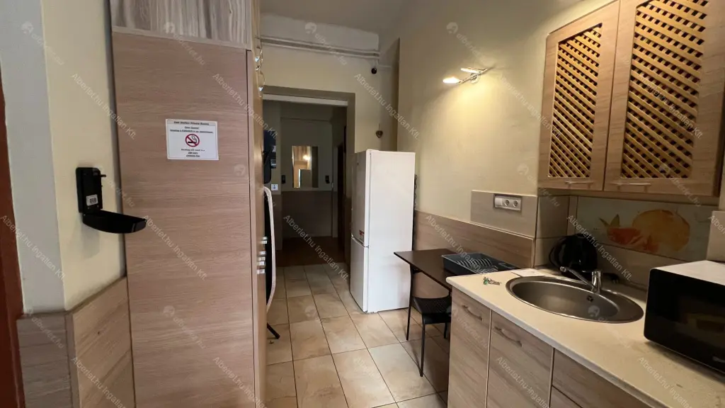 Kiadó albérlet 410000 Ft/hó áron: Budapest, VII. kerület  Thököly út. Mérete: 94 nm, 4 szobás | Alberlet.hu - 6675554